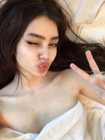 Моника фото 2